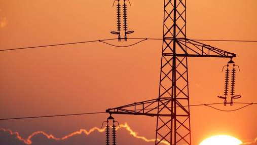 Тарифи на електроенергію ще не зростатимуть: уряд відтермінував здорожчання
